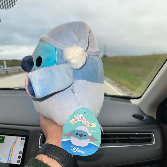 New Disney Stitch In Pijamas Squishmallows - Picture 7 of 11